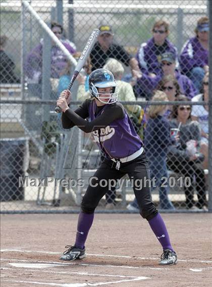 Thumbnail 2 in Hughson vs. Escalon (CIF SJS D5 Final) photogallery.