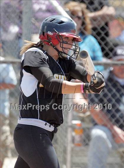Thumbnail 2 in Hughson vs. Escalon (CIF SJS D5 Final) photogallery.