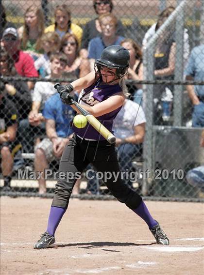 Thumbnail 2 in Hughson vs. Escalon (CIF SJS D5 Final) photogallery.