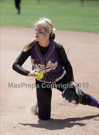 Thumbnail 3 in Hughson vs. Escalon (CIF SJS D5 Final) photogallery.