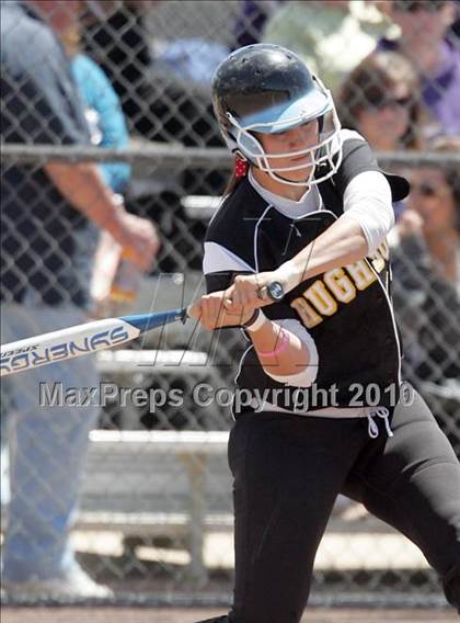 Thumbnail 3 in Hughson vs. Escalon (CIF SJS D5 Final) photogallery.