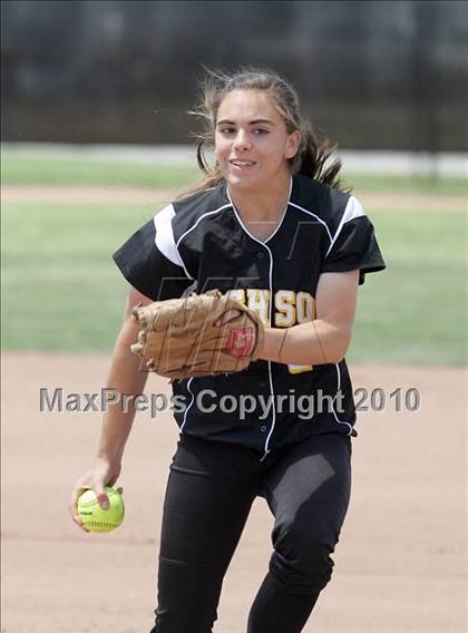 Thumbnail 2 in Hughson vs. Escalon (CIF SJS D5 Final) photogallery.