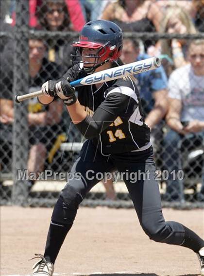 Thumbnail 1 in Hughson vs. Escalon (CIF SJS D5 Final) photogallery.