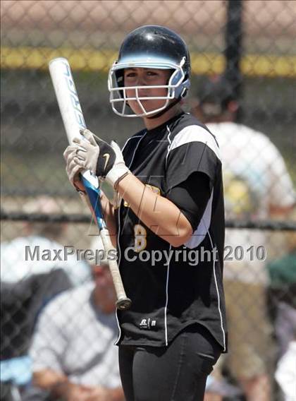 Thumbnail 2 in Hughson vs. Escalon (CIF SJS D5 Final) photogallery.