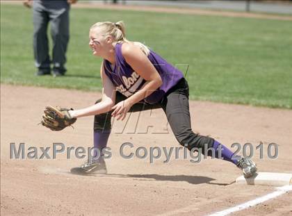 Thumbnail 3 in Hughson vs. Escalon (CIF SJS D5 Final) photogallery.