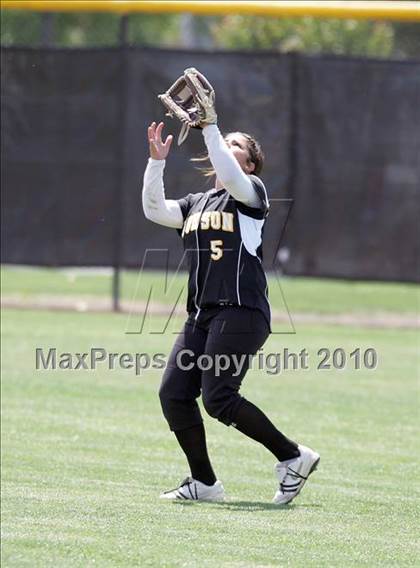 Thumbnail 2 in Hughson vs. Escalon (CIF SJS D5 Final) photogallery.