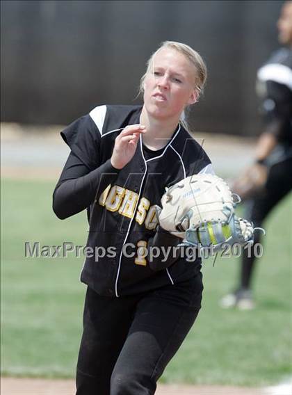 Thumbnail 1 in Hughson vs. Escalon (CIF SJS D5 Final) photogallery.