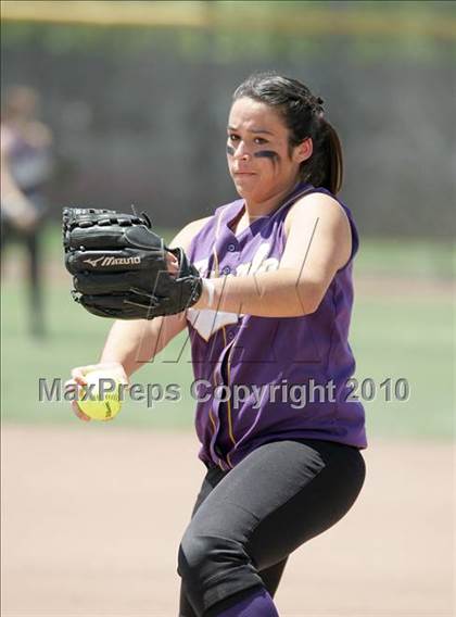 Thumbnail 1 in Hughson vs. Escalon (CIF SJS D5 Final) photogallery.