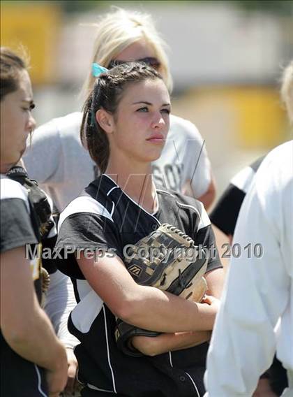 Thumbnail 2 in Hughson vs. Escalon (CIF SJS D5 Final) photogallery.