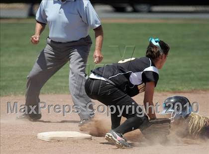 Thumbnail 1 in Hughson vs. Escalon (CIF SJS D5 Final) photogallery.