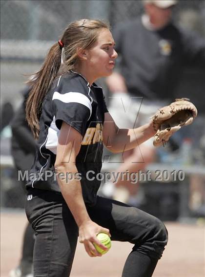 Thumbnail 2 in Hughson vs. Escalon (CIF SJS D5 Final) photogallery.