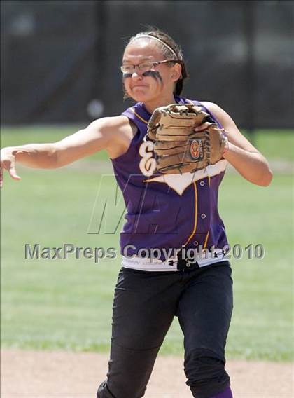 Thumbnail 1 in Hughson vs. Escalon (CIF SJS D5 Final) photogallery.