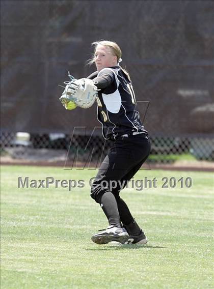Thumbnail 2 in Hughson vs. Escalon (CIF SJS D5 Final) photogallery.