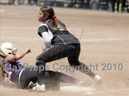 Thumbnail 2 in Hughson vs. Escalon (CIF SJS D5 Final) photogallery.