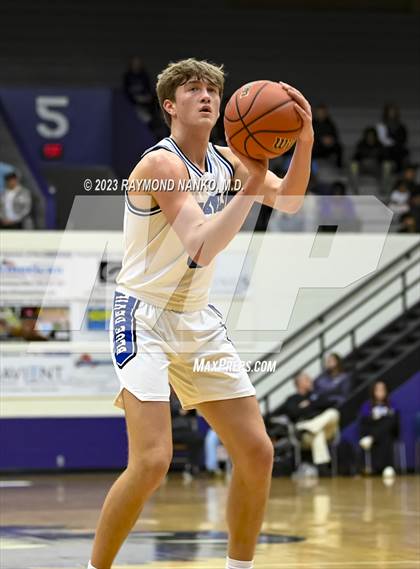 Thumbnail 2 in Tipton vs. Delta (Fieldhouse Classic)  photogallery.