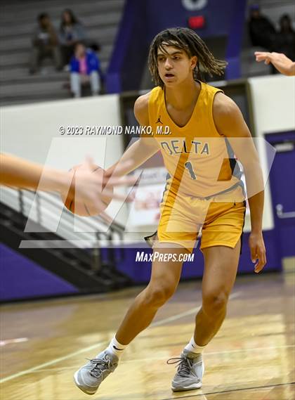 Thumbnail 3 in Tipton vs. Delta (Fieldhouse Classic)  photogallery.