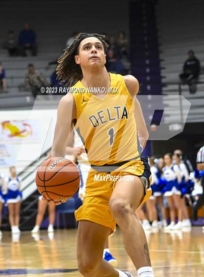 Thumbnail 3 in Tipton vs. Delta (Fieldhouse Classic)  photogallery.