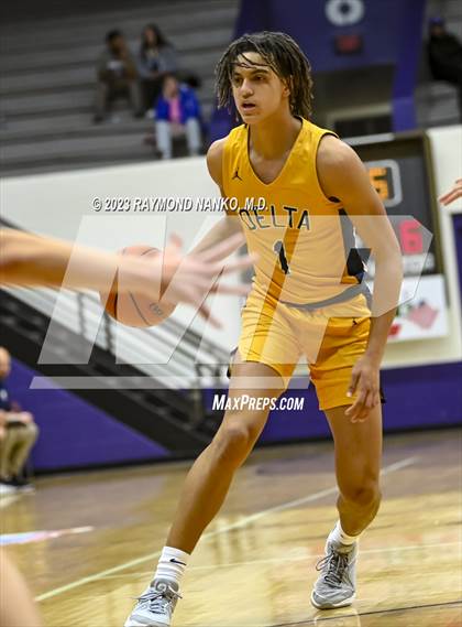 Thumbnail 1 in Tipton vs. Delta (Fieldhouse Classic)  photogallery.