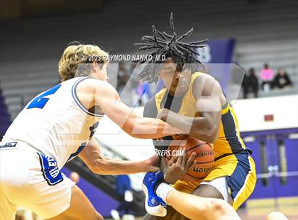 Thumbnail 3 in Tipton vs. Delta (Fieldhouse Classic)  photogallery.