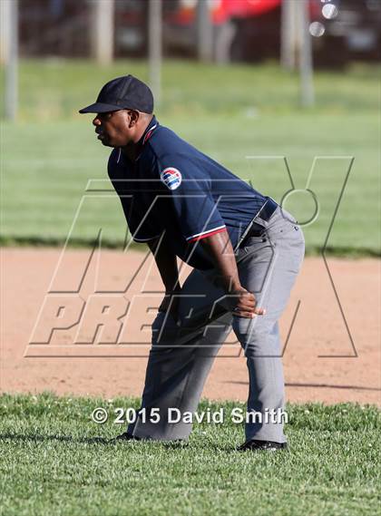 Thumbnail 2 in Lexington vs Carrollton (MSHSAA Class 3 District Playoff) photogallery.