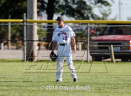 Thumbnail 3 in Lexington vs Carrollton (MSHSAA Class 3 District Playoff) photogallery.