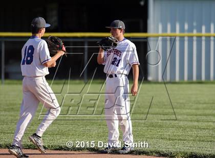 Thumbnail 2 in Lexington vs Carrollton (MSHSAA Class 3 District Playoff) photogallery.