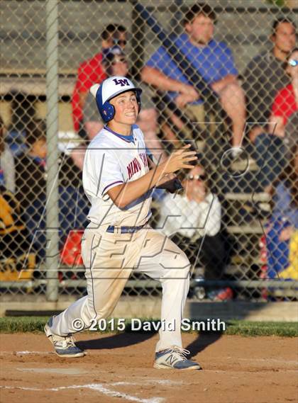 Thumbnail 1 in Lexington vs Carrollton (MSHSAA Class 3 District Playoff) photogallery.