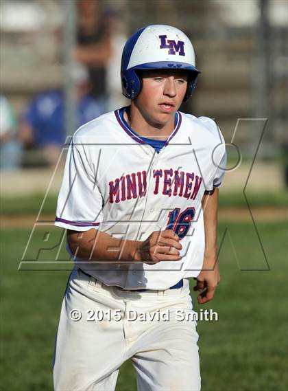 Thumbnail 3 in Lexington vs Carrollton (MSHSAA Class 3 District Playoff) photogallery.