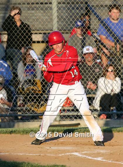 Thumbnail 2 in Lexington vs Carrollton (MSHSAA Class 3 District Playoff) photogallery.