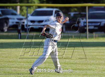 Thumbnail 3 in Lexington vs Carrollton (MSHSAA Class 3 District Playoff) photogallery.
