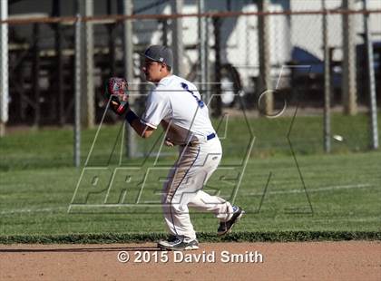 Thumbnail 1 in Lexington vs Carrollton (MSHSAA Class 3 District Playoff) photogallery.