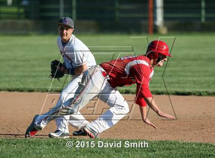 Thumbnail 3 in Lexington vs Carrollton (MSHSAA Class 3 District Playoff) photogallery.