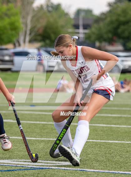 Thumbnail 2 in Kent Denver vs Dakota Ridge photogallery.