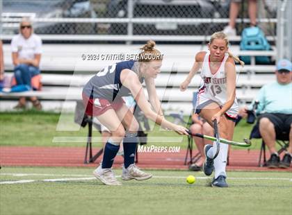 Thumbnail 2 in Kent Denver vs Dakota Ridge photogallery.