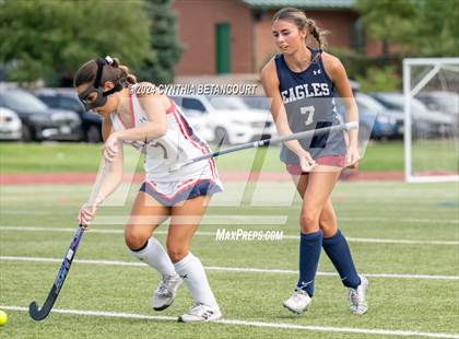 Thumbnail 2 in Kent Denver vs Dakota Ridge photogallery.