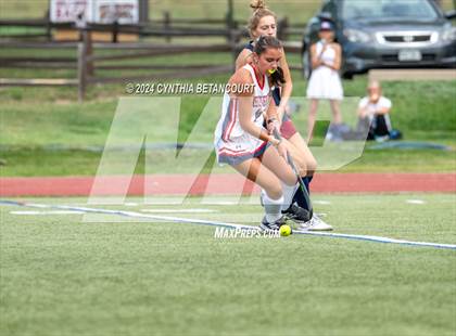 Thumbnail 2 in Kent Denver vs Dakota Ridge photogallery.