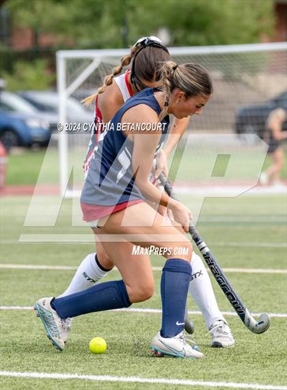 Thumbnail 2 in Kent Denver vs Dakota Ridge photogallery.