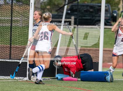 Thumbnail 2 in Kent Denver vs Dakota Ridge photogallery.