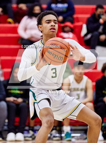 Thumbnail 3 in Oakland Tech vs. Kennedy (Cordova Christmas Classic) photogallery.