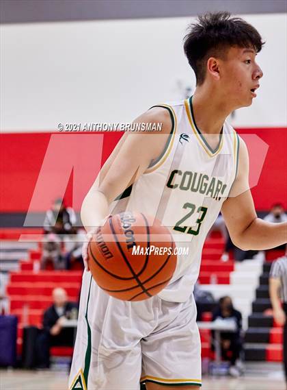 Thumbnail 3 in Oakland Tech vs. Kennedy (Cordova Christmas Classic) photogallery.