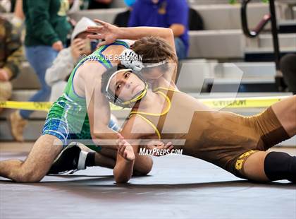 Thumbnail 1 in CIF-CS D4 Section Quarterfinals photogallery.