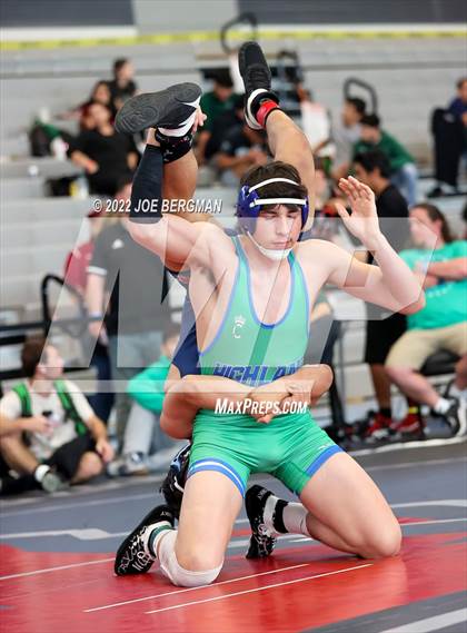 Thumbnail 1 in CIF-CS D4 Section Quarterfinals photogallery.