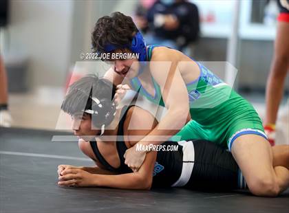 Thumbnail 3 in CIF-CS D4 Section Quarterfinals photogallery.