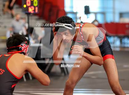 Thumbnail 1 in CIF-CS D4 Section Quarterfinals photogallery.