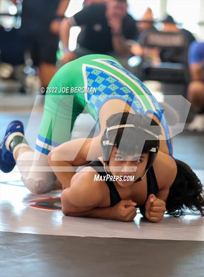 Thumbnail 2 in CIF-CS D4 Section Quarterfinals photogallery.