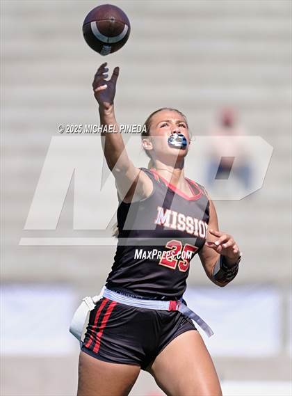 Thumbnail 3 in El Toro @ Mission Viejo photogallery.