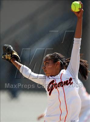 Thumbnail 1 in Grant @ Canoga Park photogallery.
