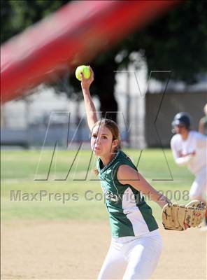 Thumbnail 1 in Grant @ Canoga Park photogallery.