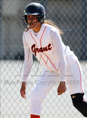 Thumbnail 3 in Grant @ Canoga Park photogallery.