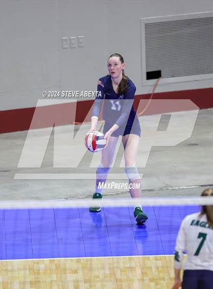Thumbnail 3 in Pine Creek vs. Loveland (CHSAA 5A First Round Elimination Bracket) photogallery.